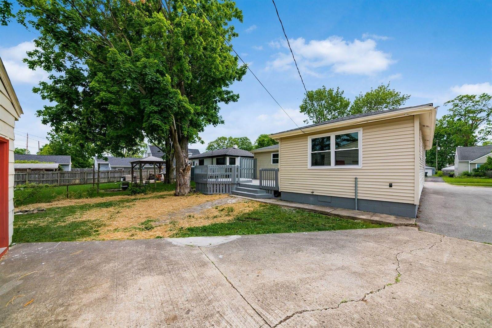 4277 Beechgrove Drive, Grove City, OH 43123