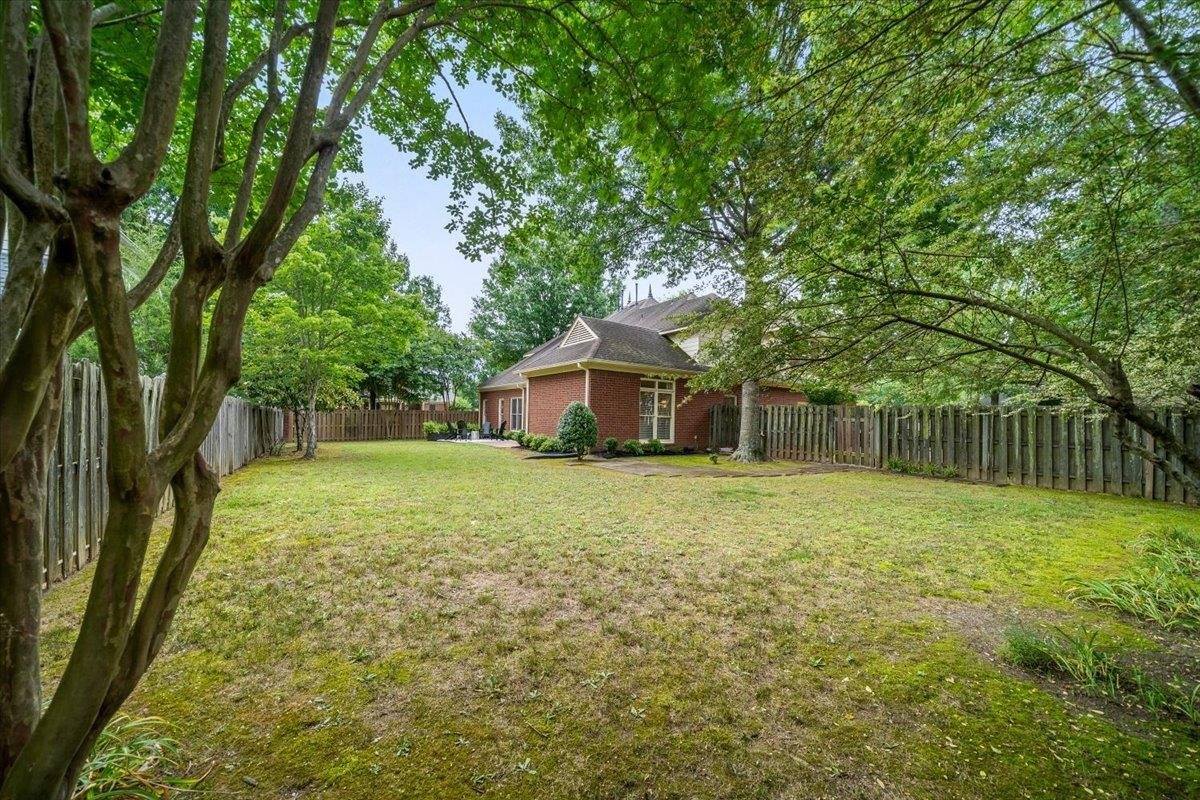 1876 Liles Ln, Collierville, TN 38017