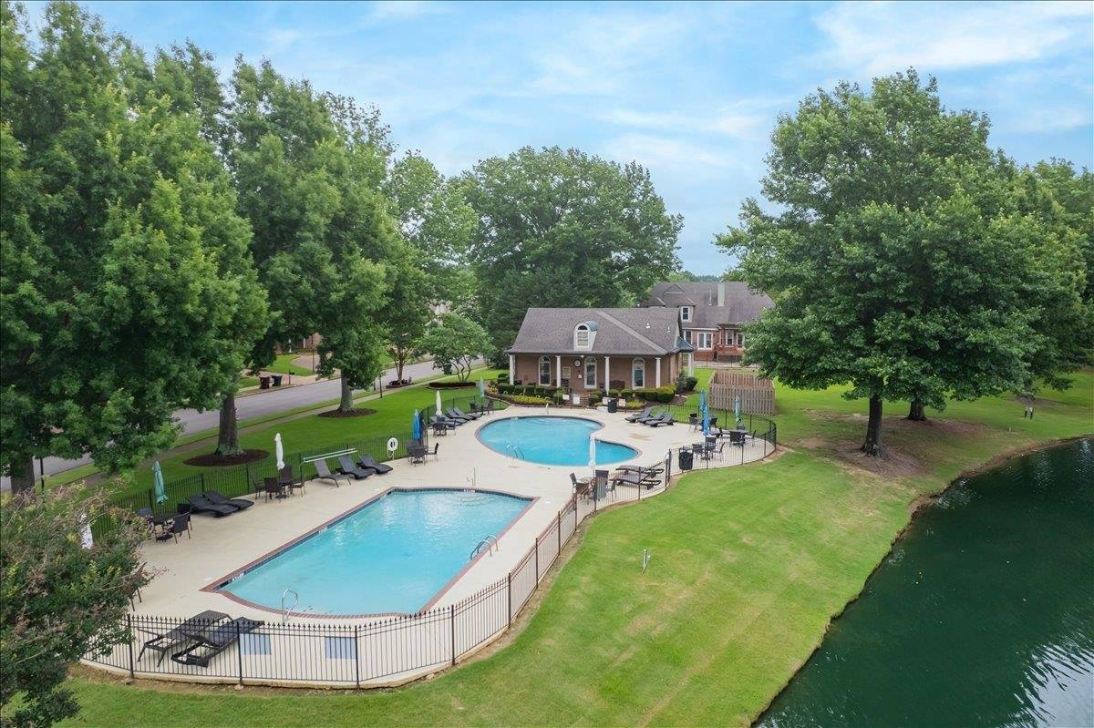 1876 Liles Ln, Collierville, TN 38017