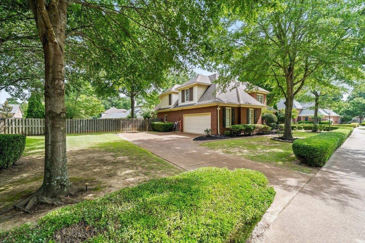 1876 Liles Ln, Collierville, TN 38017