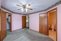 235 West Rosewood Lane, Derby, KS 67037