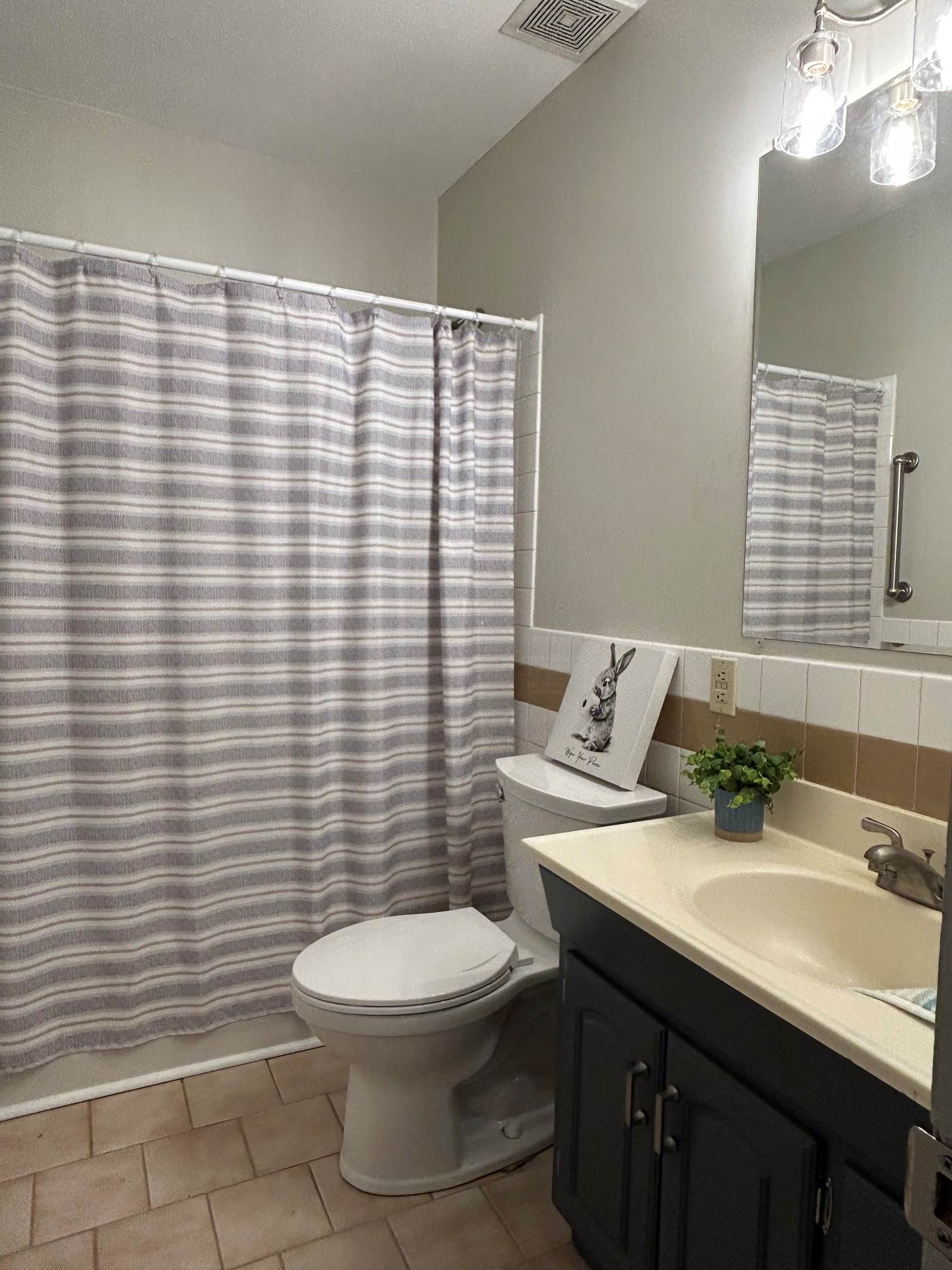 814 SW Orleans St, Topeka, KS 66606