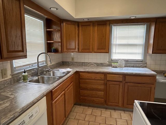 814 SW Orleans St, Topeka, KS 66606