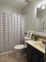 814 SW Orleans St, Topeka, KS 66606