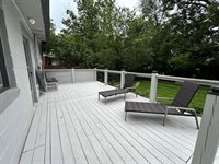 814 SW Orleans St, Topeka, KS 66606