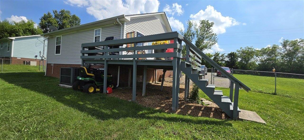 2046 Carneal Road, Oak Grove, KY 42262