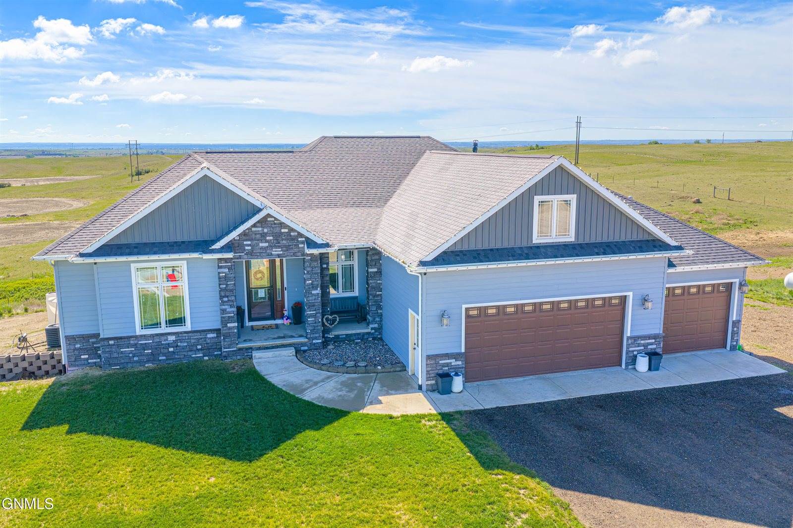 4934 145th Avenue NW, Williston, ND 58801