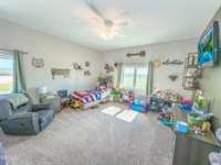 4934 145th Avenue NW, Williston, ND 58801