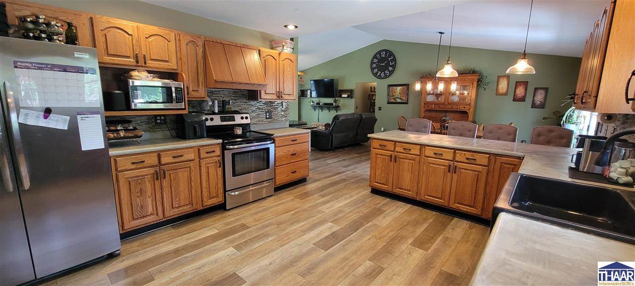 1039 Ewing, Clinton, IN 47842