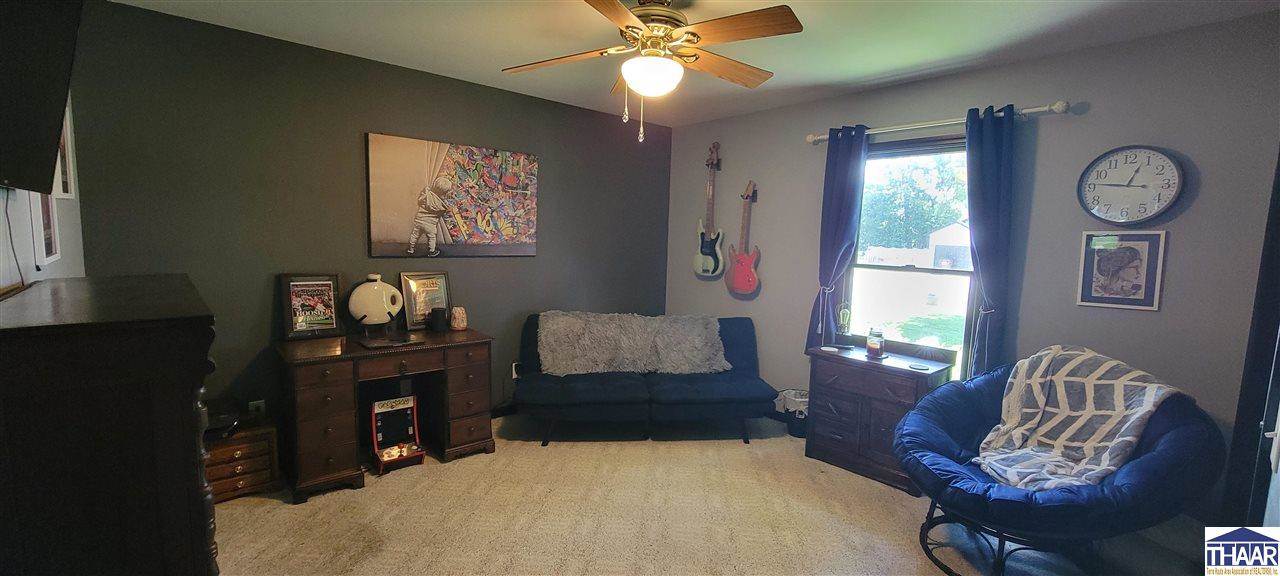 1039 Ewing, Clinton, IN 47842