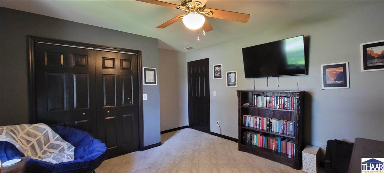 1039 Ewing, Clinton, IN 47842
