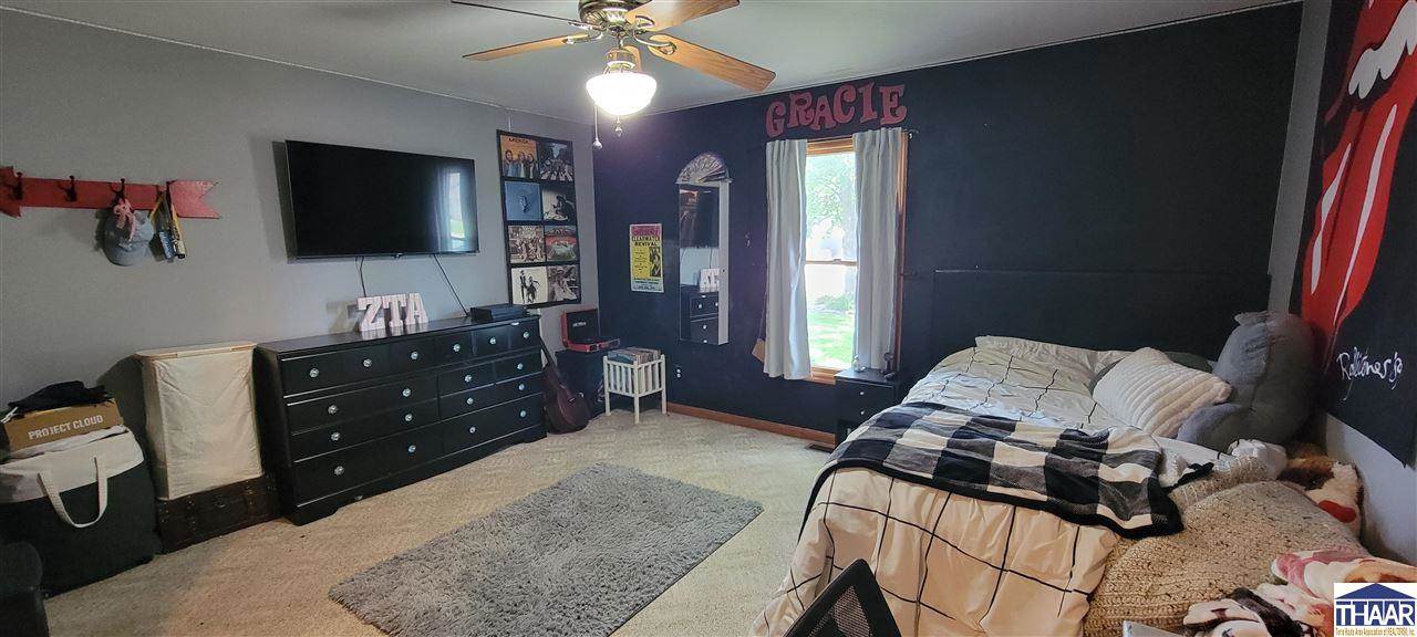 1039 Ewing, Clinton, IN 47842