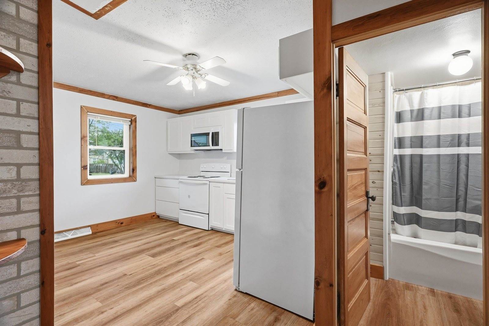 608 E 9th Street, Marshfield, WI 54449