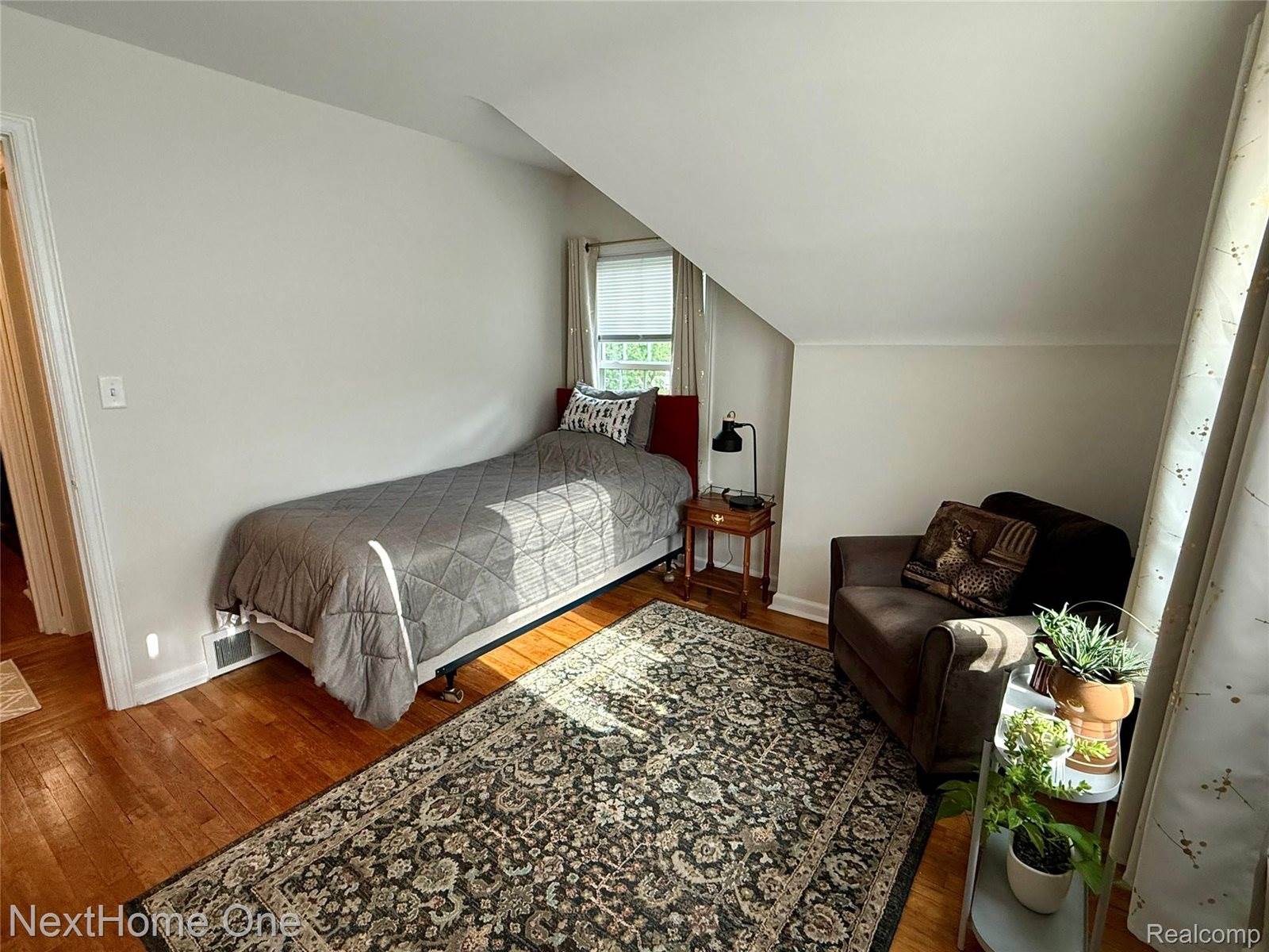 734-736 Briarcliff Road, Jackson, MI 49203