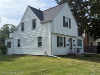 734-736 Briarcliff Road, Jackson, MI 49203
