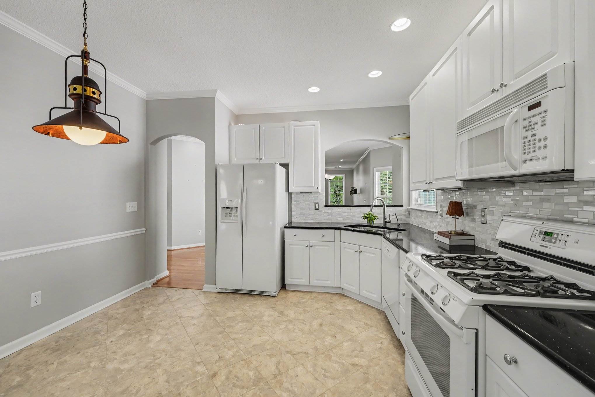 119 Riverwalk Lane, Jamestown, NC 27282