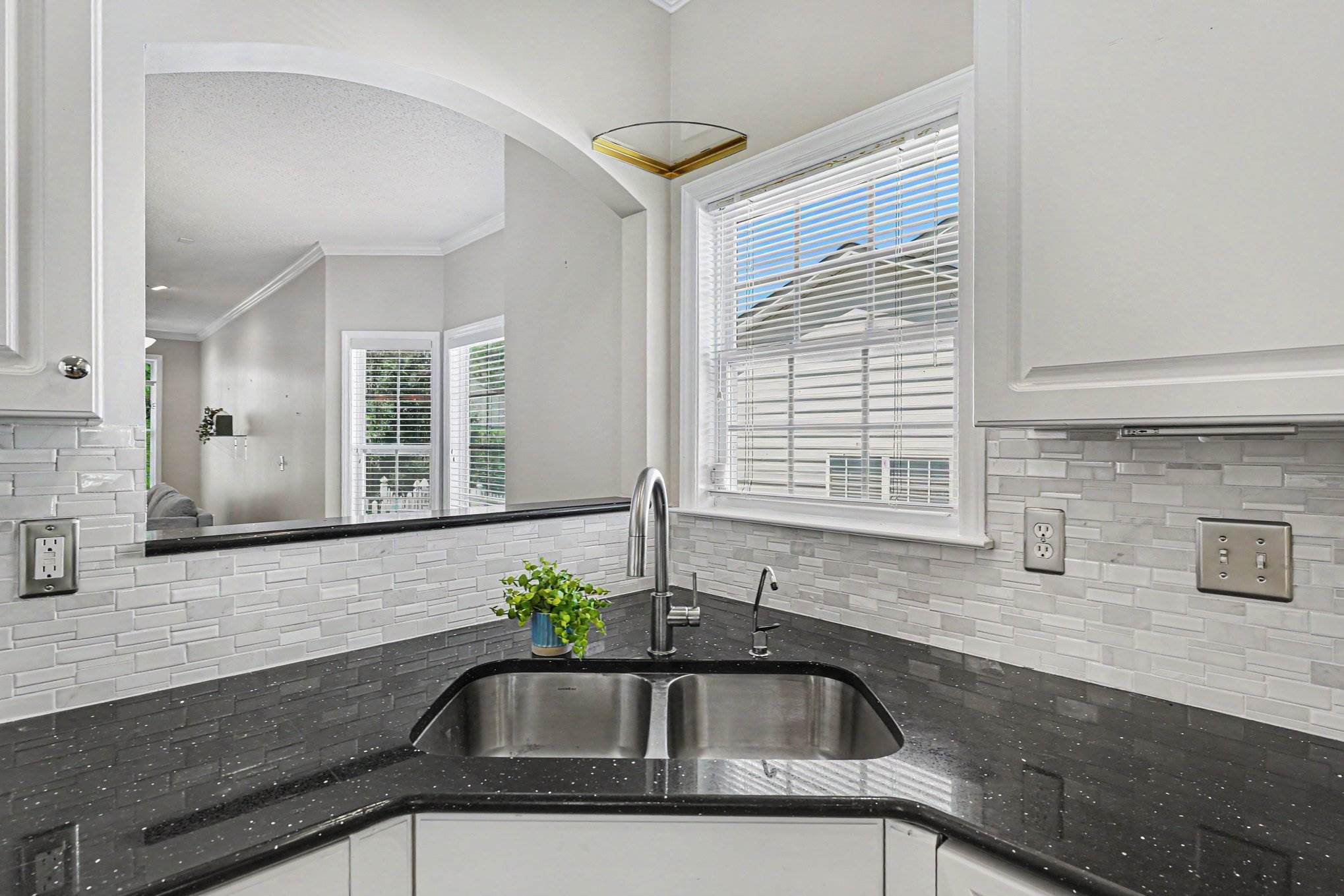 119 Riverwalk Lane, Jamestown, NC 27282