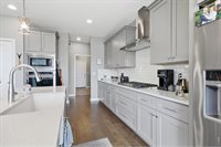 657 Boxwood Dr, Windsor, CO 80550