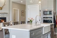 657 Boxwood Dr, Windsor, CO 80550