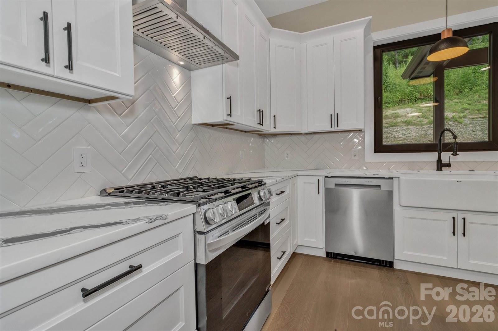 63 Winding Ridge Road, Fairview, NC 28730