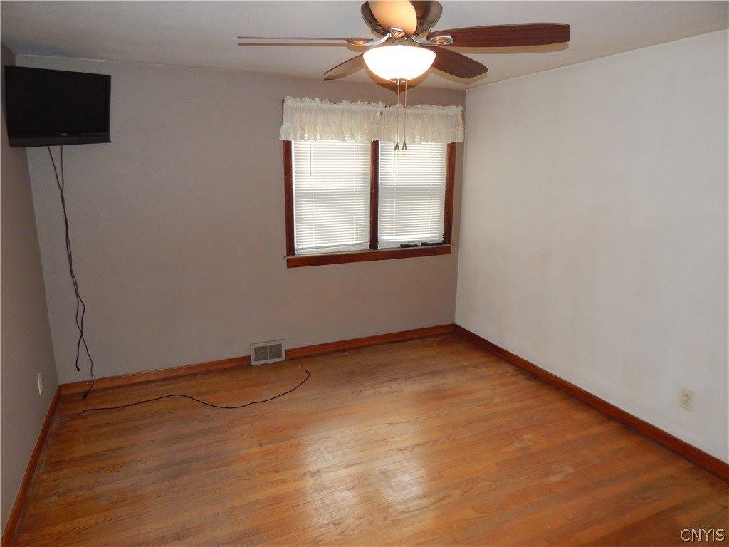 217 Briggs Street, Syracuse, NY 13208