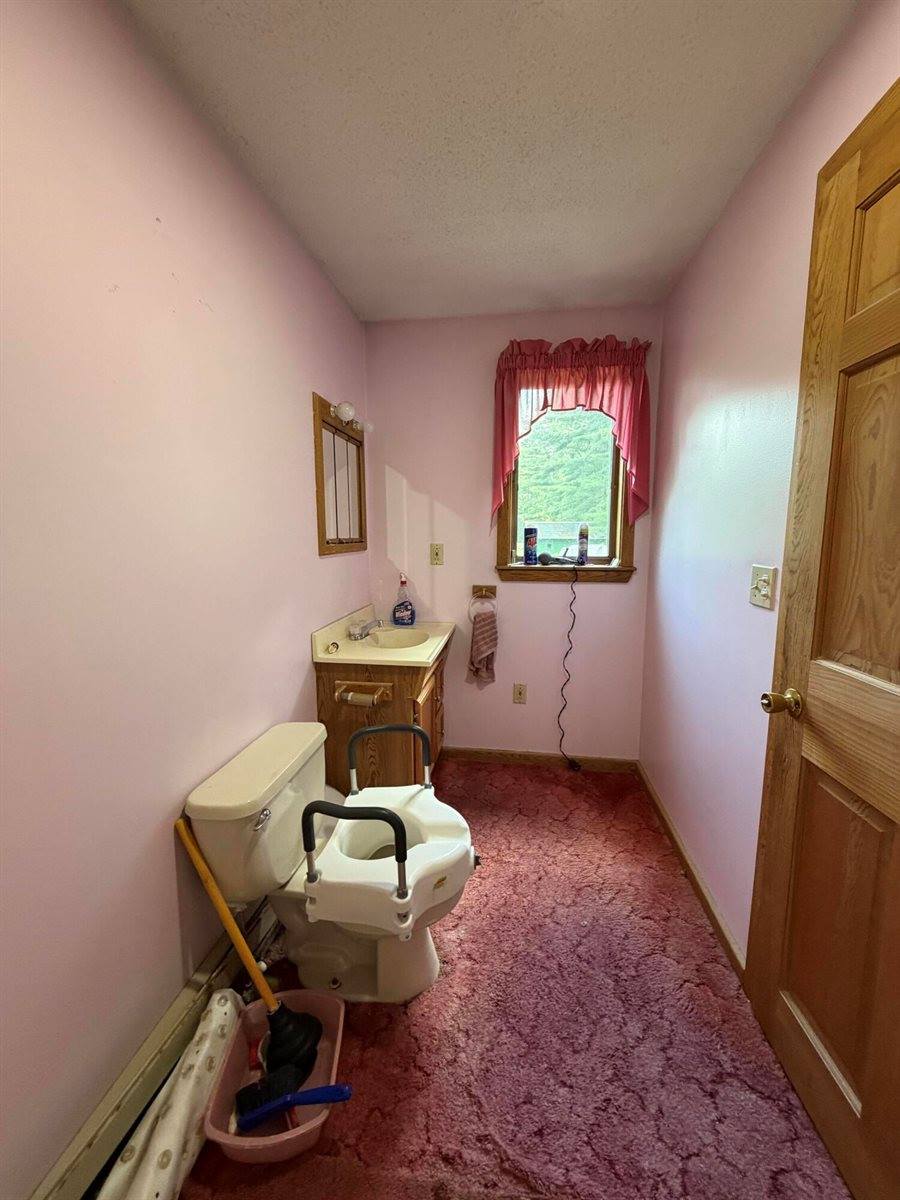 78 Elm Street, Guilford, ME 04443