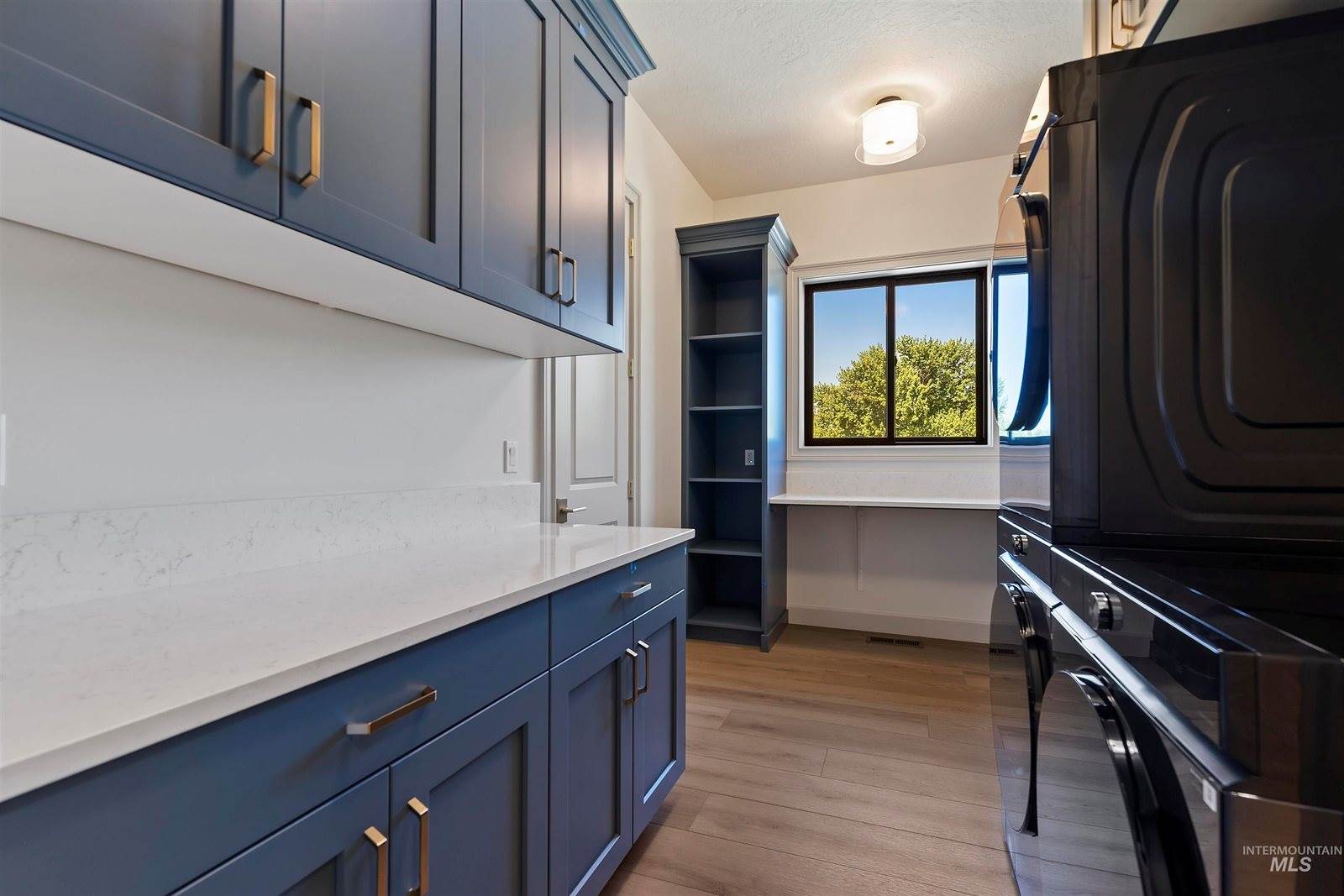 998 Delehaye, Eagle, ID 83616