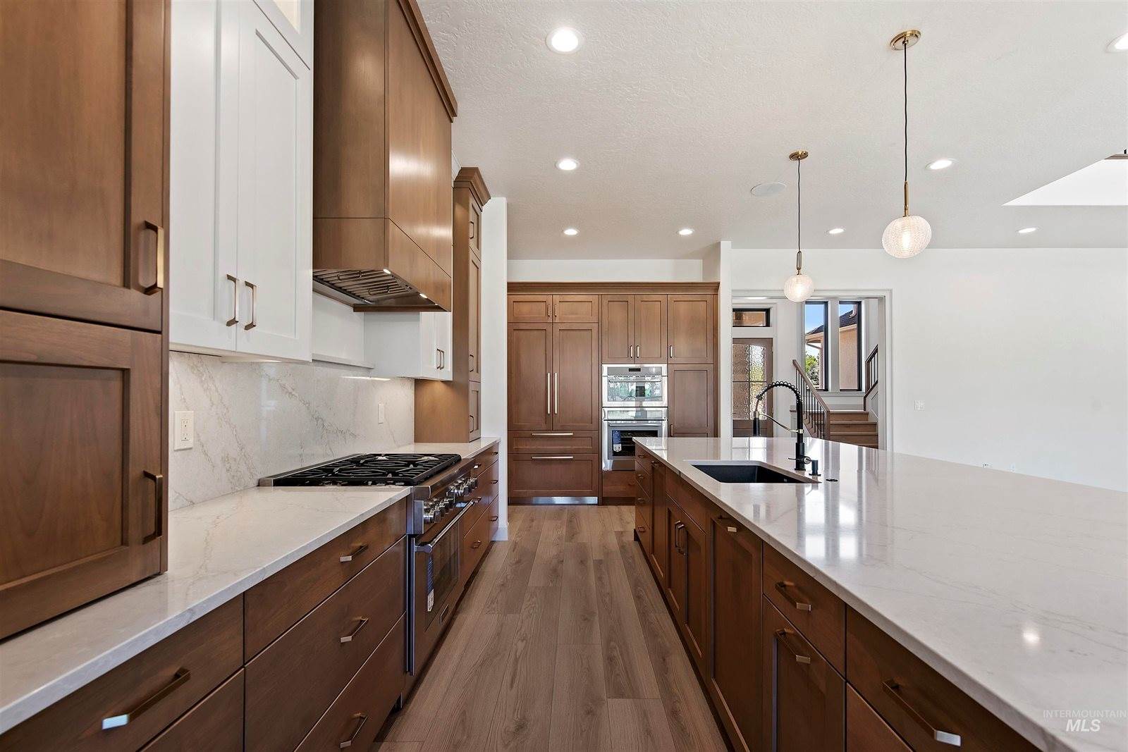 998 Delehaye, Eagle, ID 83616