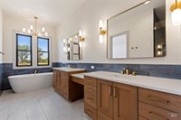 998 Delehaye, Eagle, ID 83616