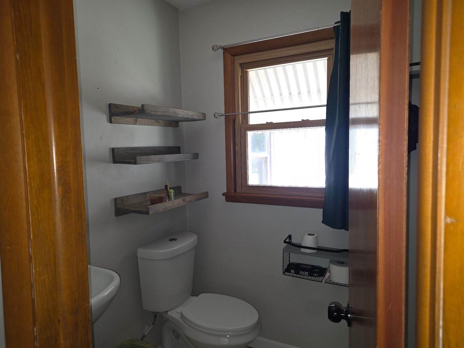 1407 East Crowley St, Wichita, KS 67216