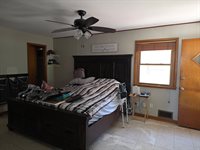 1407 East Crowley St, Wichita, KS 67216