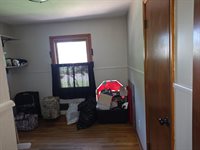 1407 East Crowley St, Wichita, KS 67216