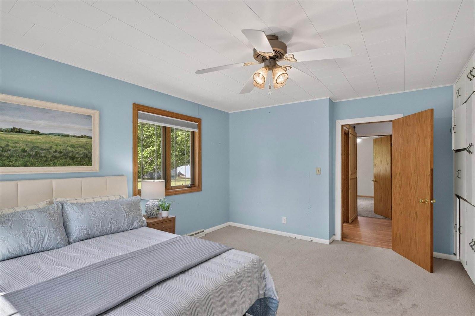 238 Crestview Lane, Nekoosa, WI 54457
