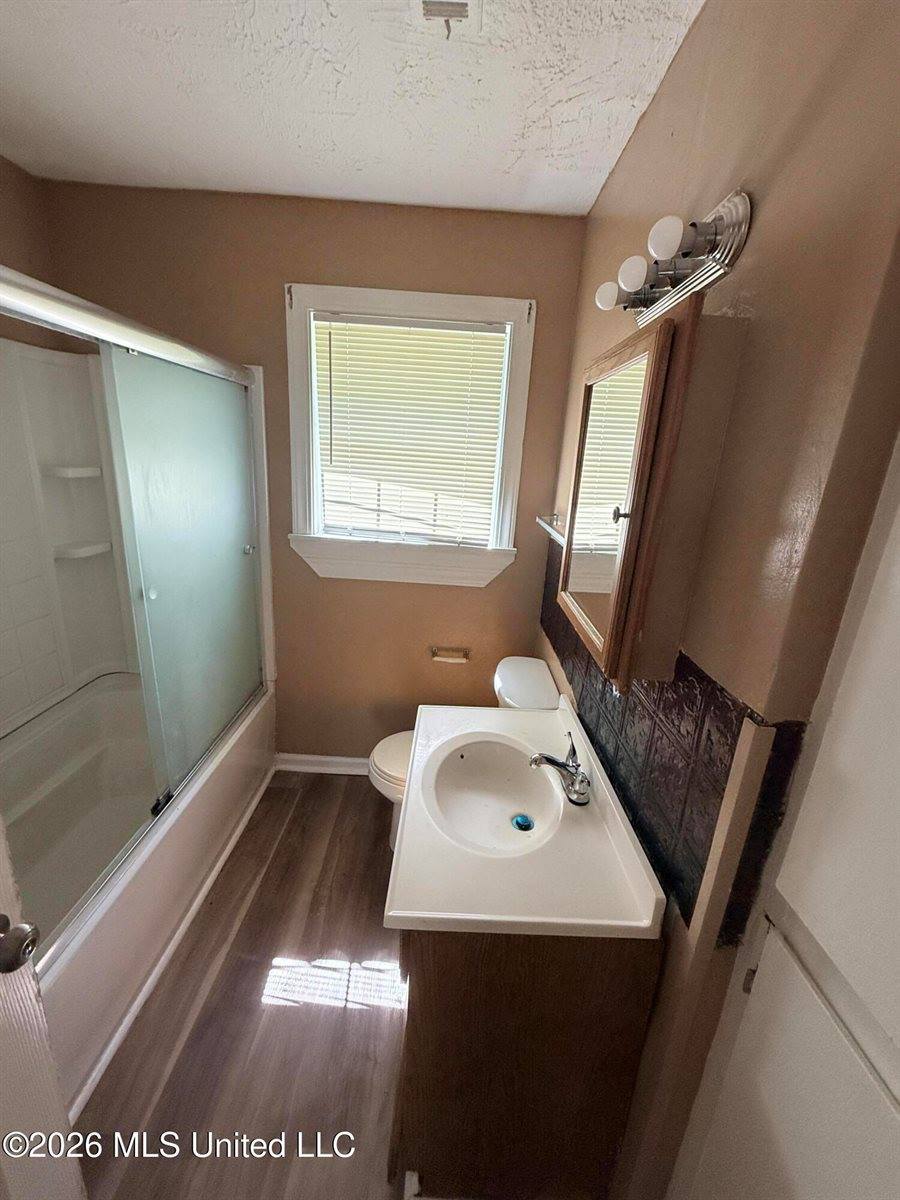 1335 Morson Road, Jackson, MS 39209