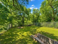 420 SE 34th ST, Topeka, KS 66605