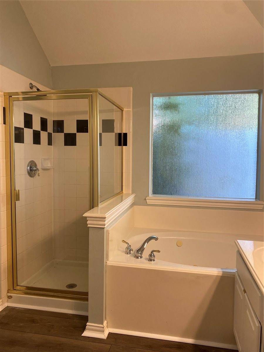8312 Spinnaker Bay Lane, Pearland, TX 77584