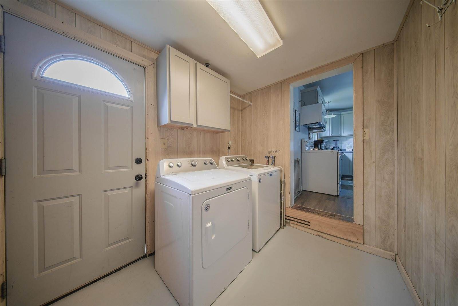 213 East Radio Ln, Arkansas City, KS 67005