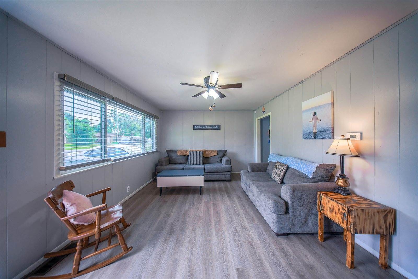 213 East Radio Ln, Arkansas City, KS 67005