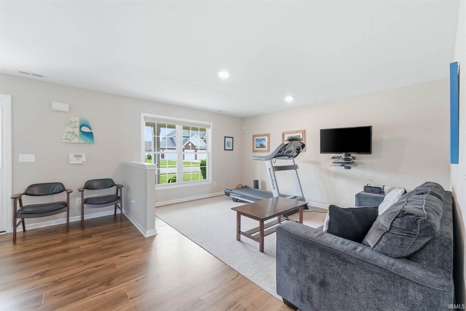 905 N Fox Berry Drive, Yorktown, IN 47396