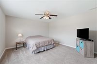 905 N Fox Berry Drive, Yorktown, IN 47396