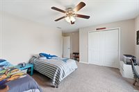 905 N Fox Berry Drive, Yorktown, IN 47396