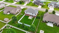 905 N Fox Berry Drive, Yorktown, IN 47396