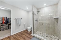 905 N Fox Berry Drive, Yorktown, IN 47396