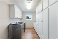 905 N Fox Berry Drive, Yorktown, IN 47396