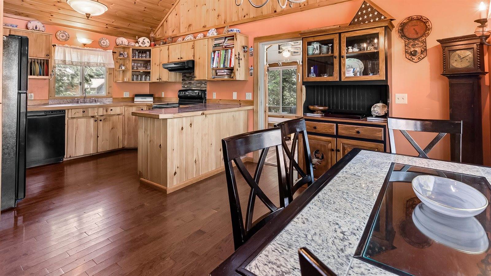 275 Birch Tree Drive, Hudson, ME 04449