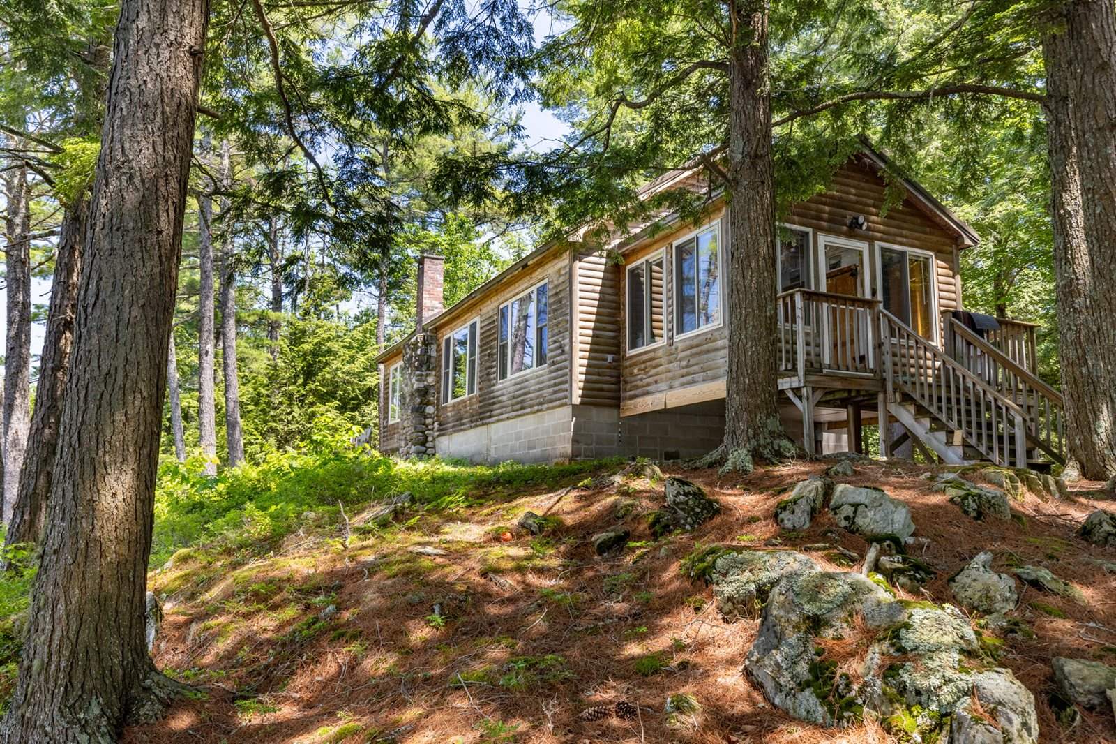 275 Birch Tree Drive, Hudson, ME 04449