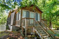 275 Birch Tree Drive, Hudson, ME 04449