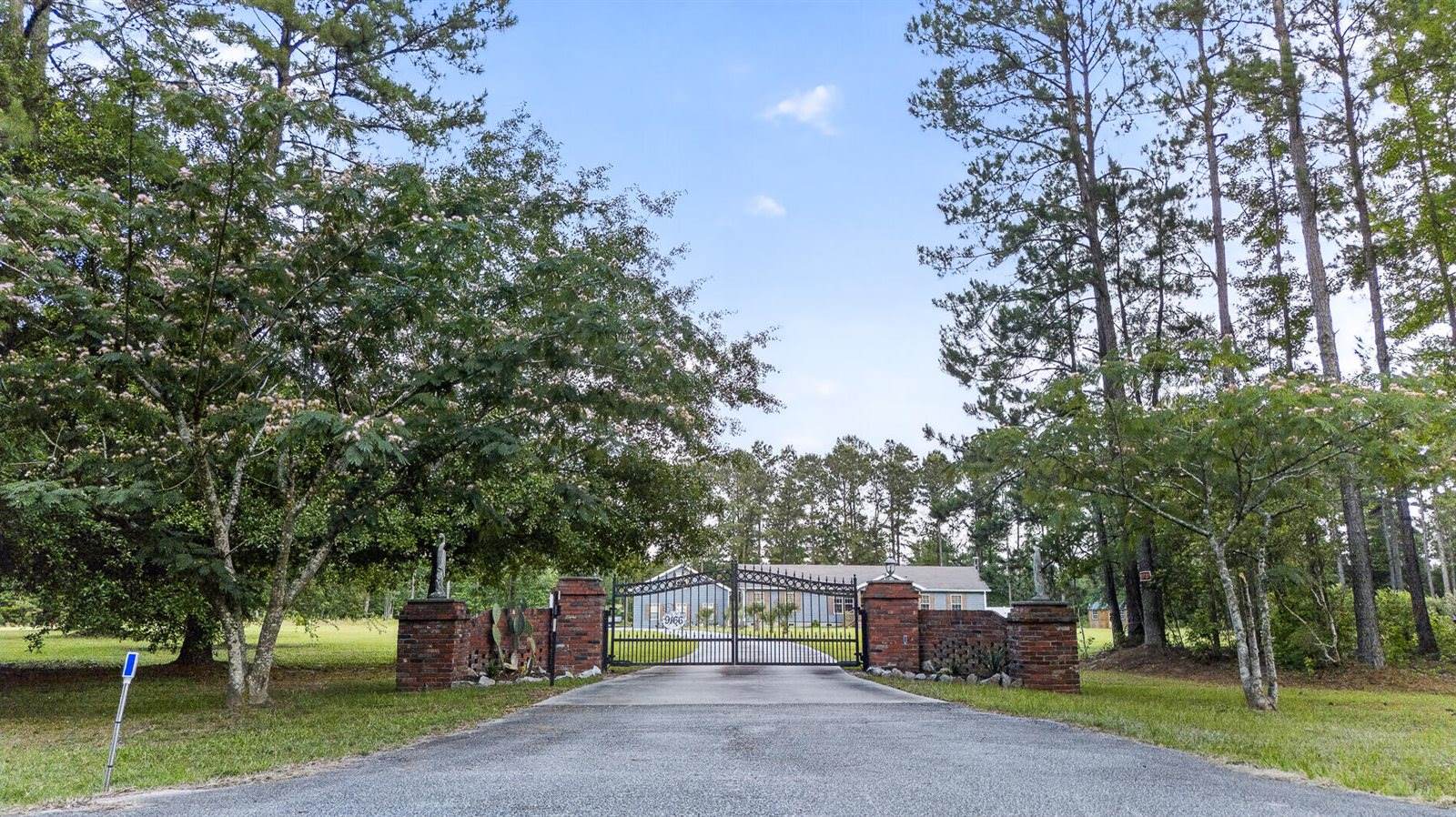 9166 Jefferies Highway, Walterboro, SC 29488