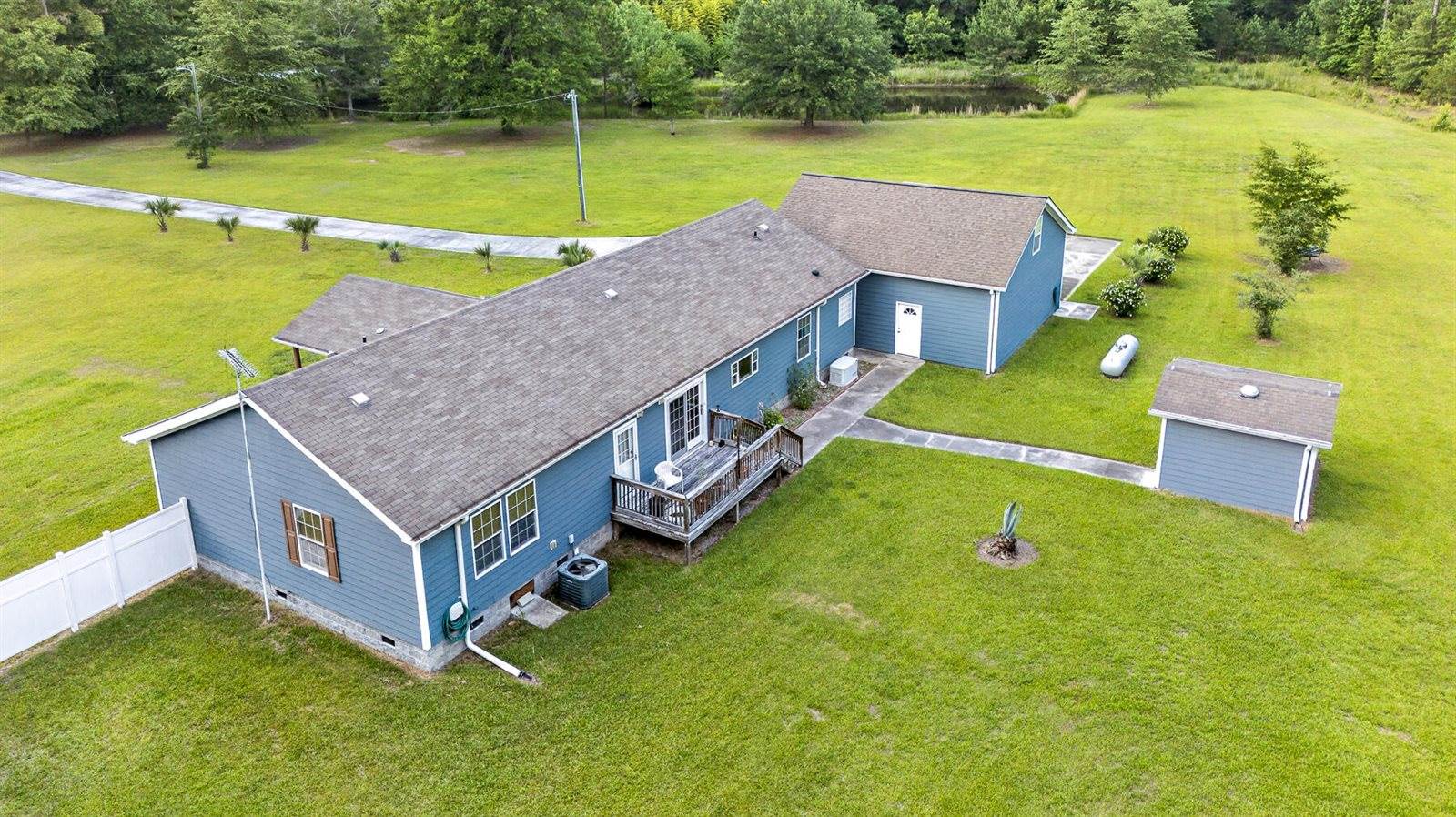 9166 Jefferies Highway, Walterboro, SC 29488