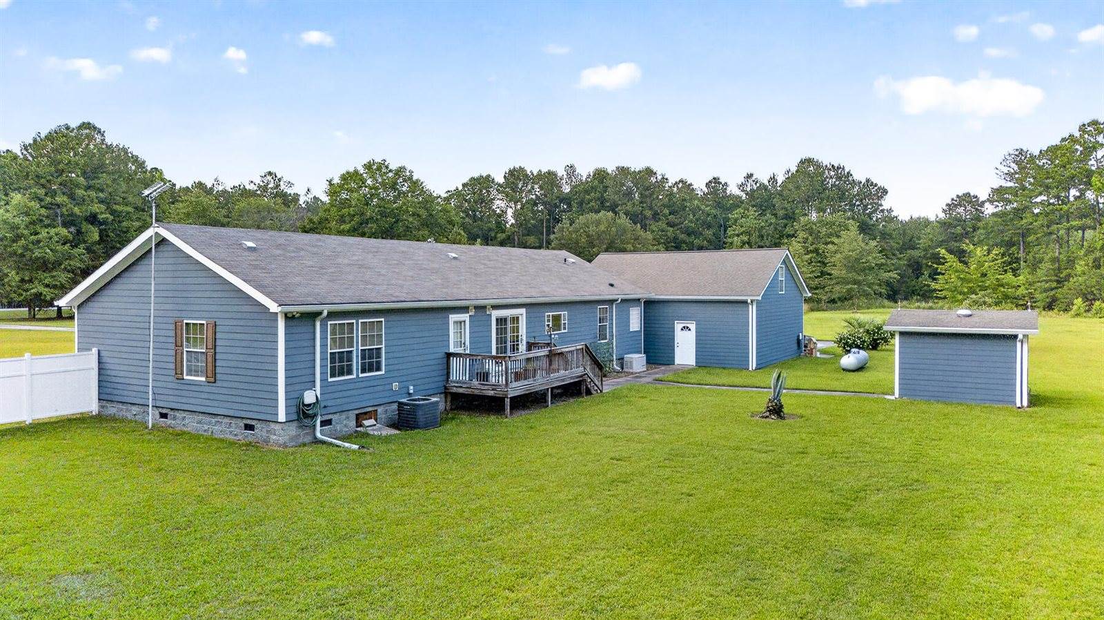 9166 Jefferies Highway, Walterboro, SC 29488